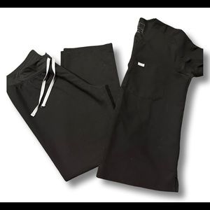 Figs scrub set/separate